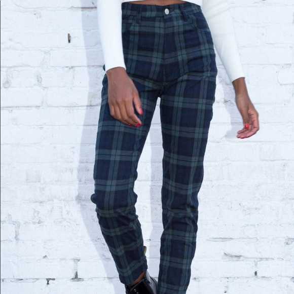 Brandy Melville Pants - Brandy Melville plaid Jane pants